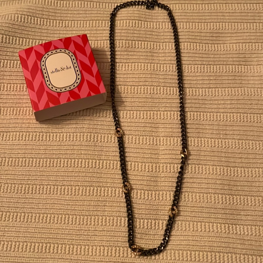 Stella & Dot Necklace